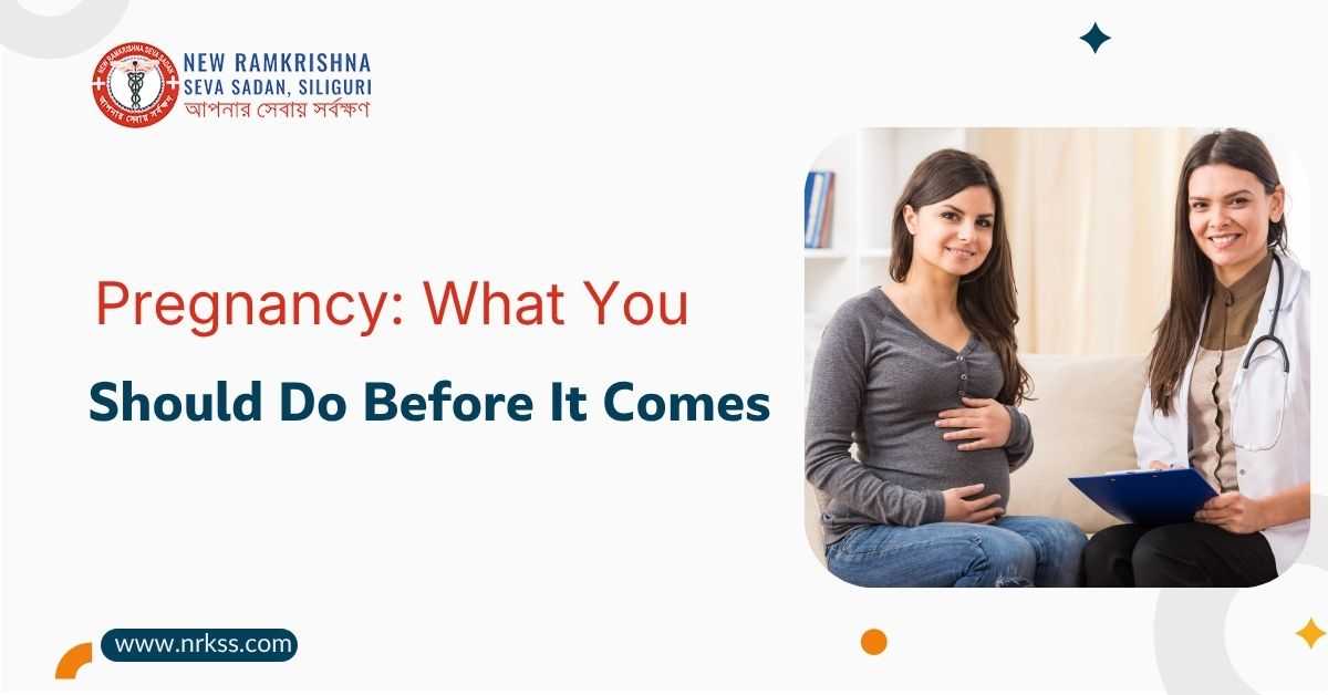 Pregnant woman consulting a gynecologist during a preconception and pregnancy planning appointment